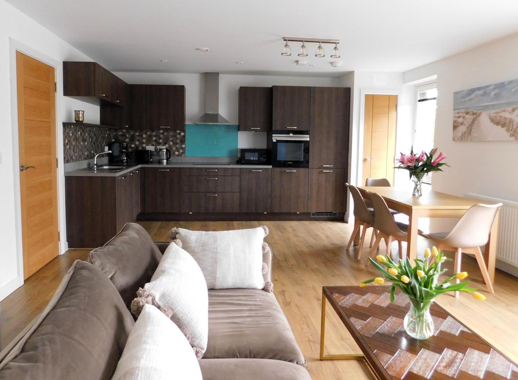 Beautiful Meadowbank Apartment With On-Street Parking Edinburgh Exterior photo