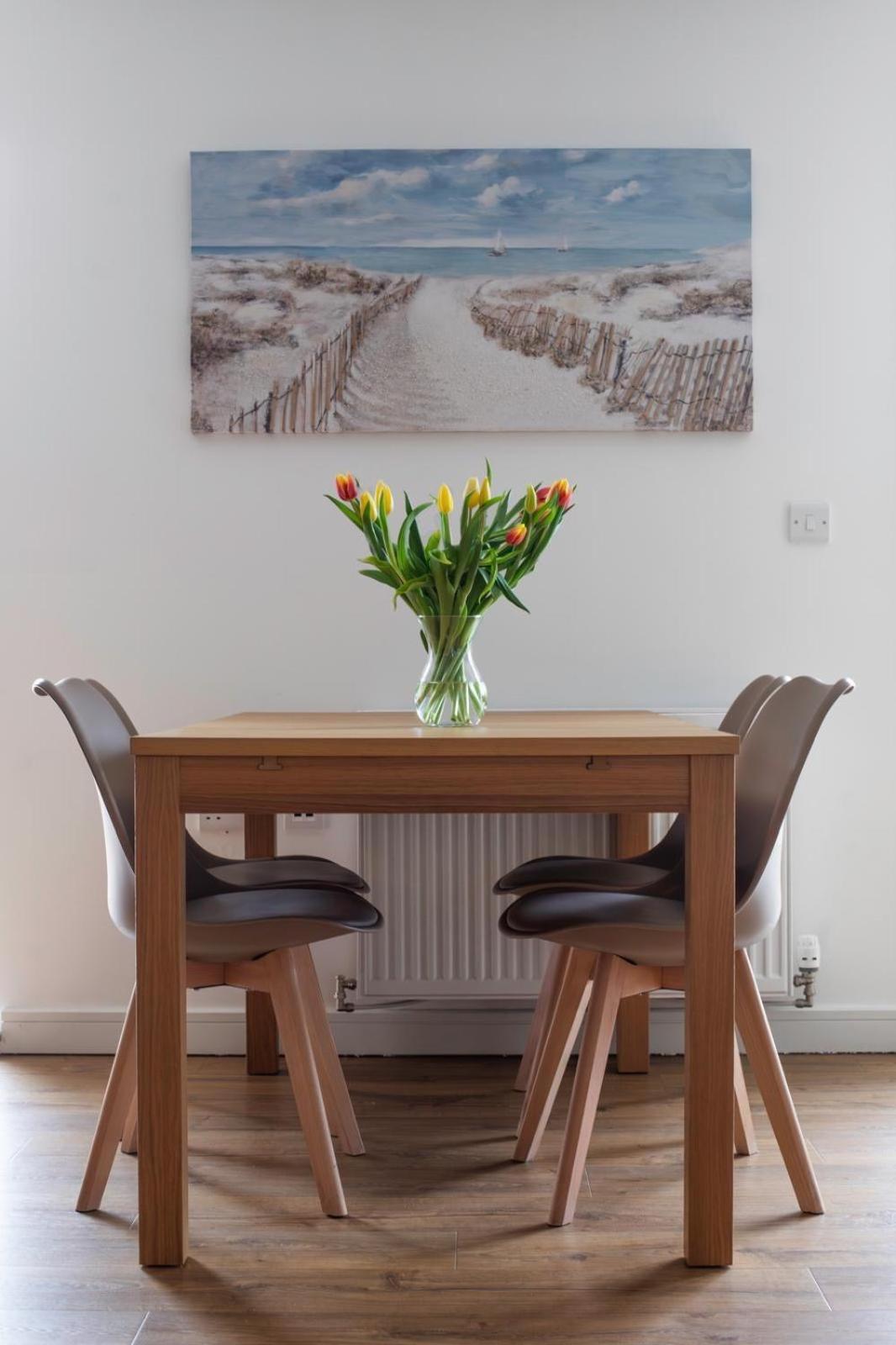 Beautiful Meadowbank Apartment With On-Street Parking Edinburgh Exterior photo
